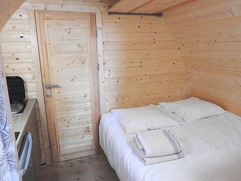 Unique 2 personnes - POD + JACUZZI PRIVATIF - 1 Chambre
