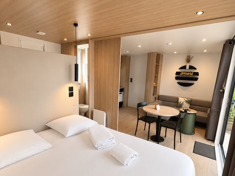 MOBILHOME 2 personnes - Sunêlia Luxe TAOS S2 2 pers. 1 ch. 1 sdb. avec ou sans jacuzzi privatif