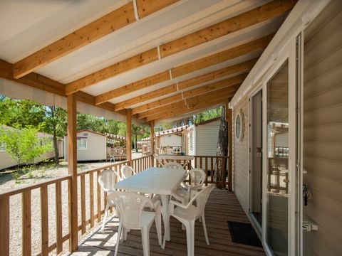 MOBILHOME 6 personnes - (2 personnes incluses - 4 personnes supplémentaires possibles avec supplément, veuillez contacter le camping)