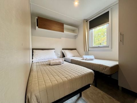 MOBILHOME 4 personnes - (2 personnes incluses - 2 personnes supplémentaires possibles moyennant un supplément, veuillez contacter le camping)