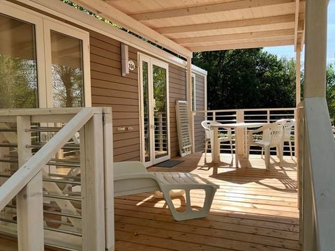 MOBILHOME 4 personnes - (2 personnes incluses - 2 personnes supplémentaires possibles moyennant un supplément, veuillez contacter le camping)