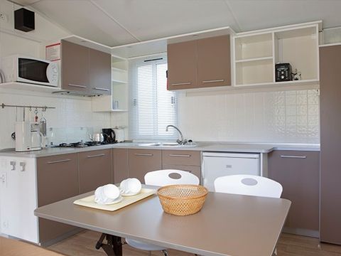 MOBILHOME 6 personnes - Classic | 2 Ch. | 4/6 Pers. | Terrasse surélevée | Clim.