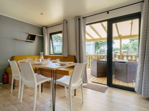 BUNGALOW 6 personnes - Mobil-home | Premium | 3 Ch. | 6 Pers. | Terrasse Couverte | Clim.