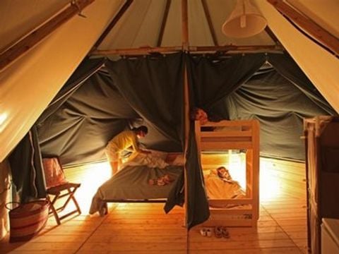 Tente en toile et en bois 5 personnes - Tente Lodge Sans sanitaire - arrivée le samedi en haute saison