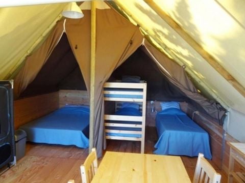 Tente en toile et en bois 5 personnes - Tente Lodge Sans sanitaire - arrivée le samedi en haute saison