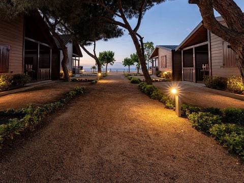 BUNGALOW 6 personnes - Premium B07