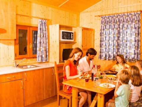 BUNGALOW 6 personnes - Premium B07