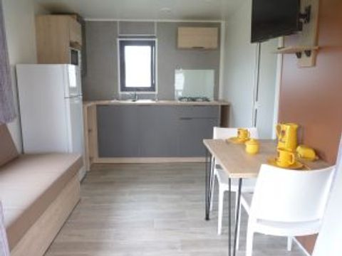 MOBILHOME 2 personnes -  solo 1 chambre Premium 22m2 avec terrasse couverte 10m2 (lit 160 * 200)