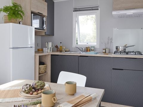 MOBILHOME 2 personnes -  solo 1 chambre Premium 22m2 avec terrasse couverte 10m2 (lit 160 * 200)