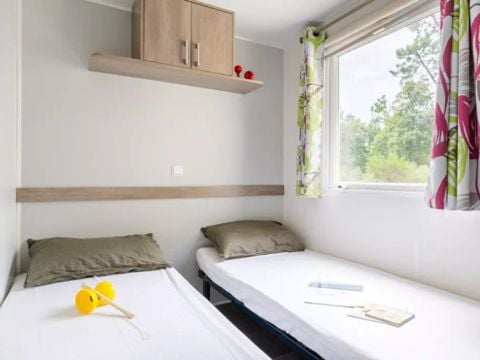 MOBILHOME 6 personnes - Mobil-home | Comfort | 3 Ch. | 6 Pers. | Terrasse surélevée | TV
