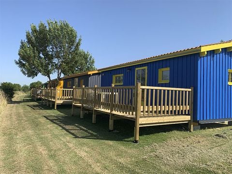 MOBILHOME 4 personnes - 2 CHAMBRES FACE AU LAC