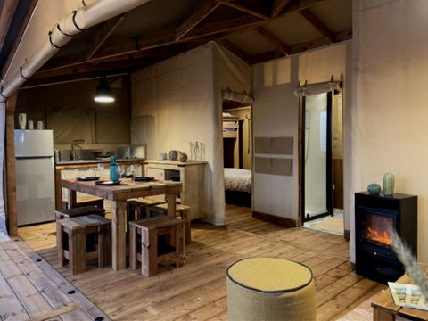 Tente en toile et en bois 5 personnes - Tente Lodge 32 m2 2 ch 4/5 pers
