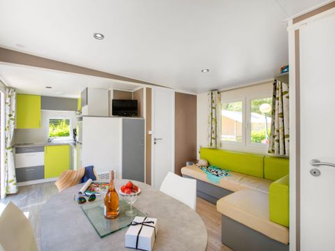 MOBILHOME 4 personnes - Confort 29m² 2 chambres + terrasse + serviettes et draps + TV