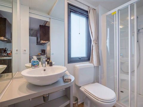 MOBILHOME 6 personnes - Mobil-home | Premium | 3 Ch. | 6 Pers. | Terrasse surélevée | Clim. | TV
