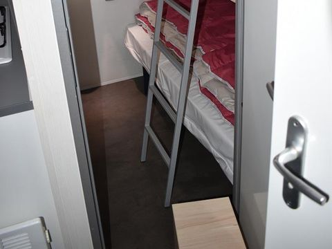 MOBILHOME 4 personnes - Mobil-home Standard 32m² 3 chambres + terrasse semi-couverte