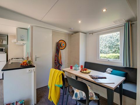 MOBILHOME 4 personnes - NEW//HomeFlower Premium 29m² 2chambres + Clim + Terrasse semi-couverte +TV+LV+ Draps+Serviettes