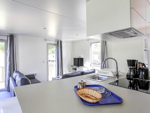 MOBILHOME 4 personnes - Premium 40m² 2 chambres + CLIM + TV + terrasse panoramique + draps + serviettes