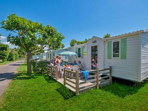 MOBILHOME 6 personnes - 3 chambres terrasse semi-couverte TV sans clim