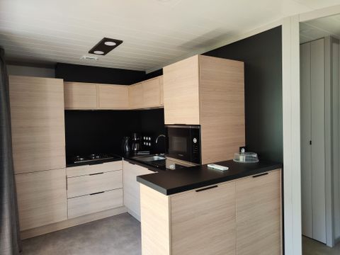 CHALET 4 personnes - SPA Confort 35m² - 2 chambres + Terrasse couverte + Clim réversible + TV