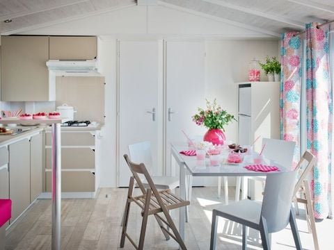 MOBILHOME 8 personnes - Confort+ 8 personnes 4 chambres 37m²