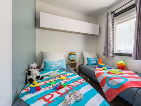MOBILHOME 4 personnes - Mobil-home Confort+ 4personnes 2chambres 2SDB 34m²