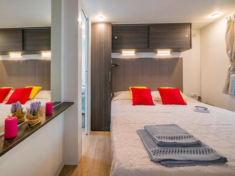 MOBILHOME 6 personnes - Comfort | 3 Ch. | 6 Pers. | Terrasse surélevée | Clim.
