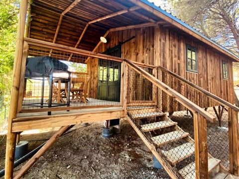 HÉBERGEMENT INSOLITE 5 personnes - LODGE PILOTIS PRIVILEGE - Vue Réserve Africaine
