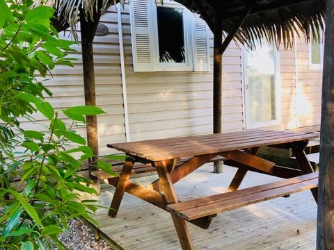 MOBILHOME 4 personnes - CONFORT TV - Quartier Jardin