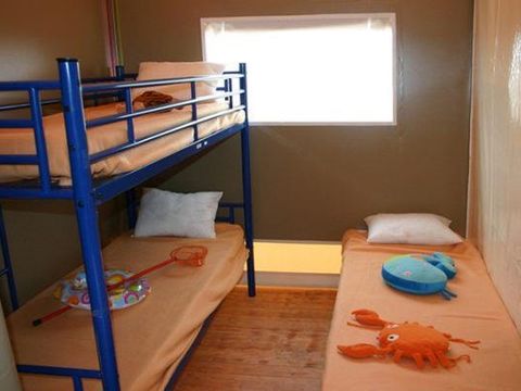 Bungalow toilé 5 personnes - Kiwi (sans sanitaires)