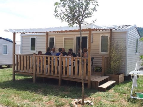 Mobilhome 6 personnes - SUPER TITANIA