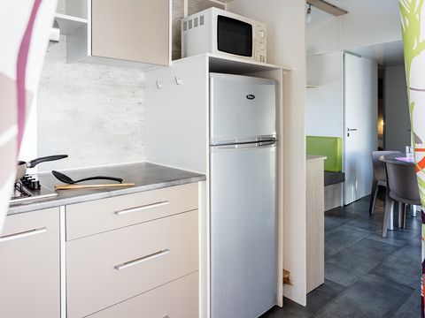 Mobilhome 6 personnes - Mobil-home | Classic XL | 3 Ch. | 6 Pers. | Terrasse surélevée | Clim. | TV