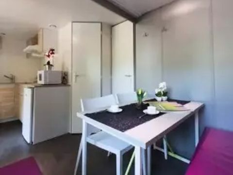 MOBILHOME 3 personnes - GAOU 2 Pièces 2/3 Personnes Climatisé + TV