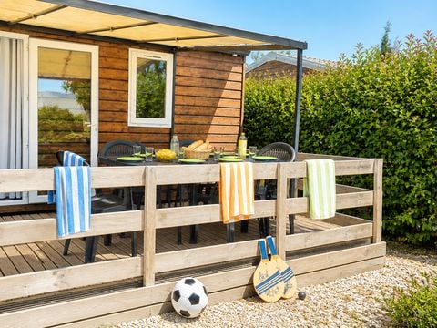 Mobilhome 5 personnes - Cottage Picholine Standard 25m² - 2 chambres - terrasse semi-couverte