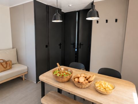 MOBILHOME 6 personnes - Mobile-home Riviera Premium 34m² - 3 chambres - terrasse semi-couverte - clim -