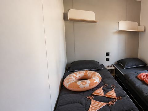 Mobilhome 6 personnes - Mobile-home Riviera Premium 34m² - 3 chambres - terrasse semi-couverte - clim
