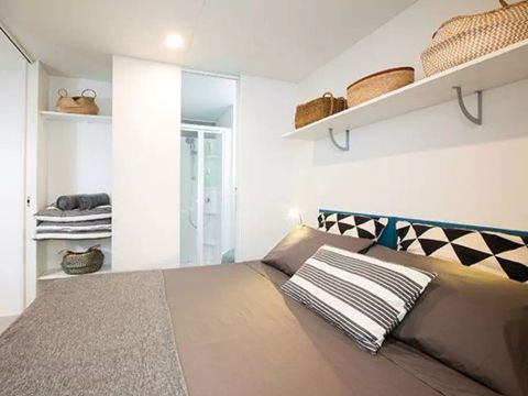 MOBILHOME 6 personnes - Mobil-home | Premium | 3 Ch. | 6 Pers. | Terrasse surélevée | 1 SDB | Clim.