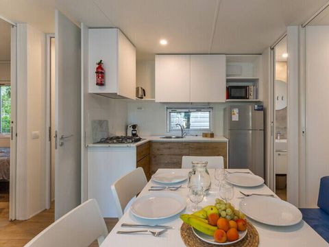 MOBILHOME 6 personnes - Mobil-home | Premium | 3 Ch. | 6 Pers. | Terrasse Lounge | Clim. | TV