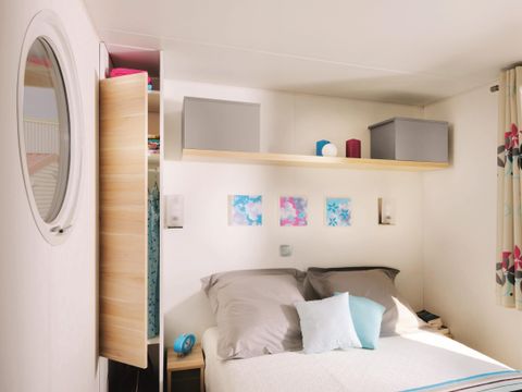 MOBILHOME 6 personnes - Standard 31m² 3 chambres dont terrasse semi-couverte 7m² + TV