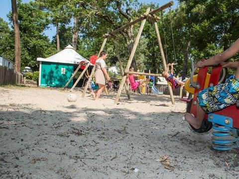  Camping des Pins  - Camping Gironde