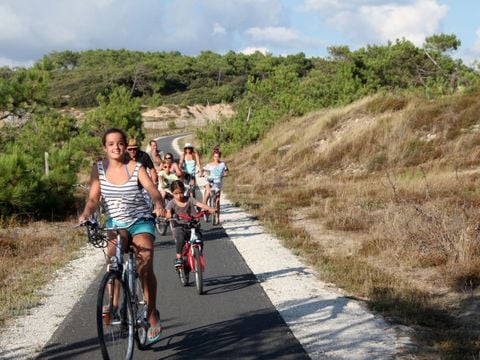  Camping des Pins  - Camping Gironde