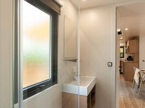 BUNGALOW 4 personnes - Mobil-home | Comfort | 2 Ch. | 4 Pers. | Terrasse surélevée | Clim.