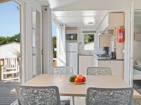 MOBILHOME 4 personnes - Mobil-home | Comfort | 2 Ch. | 4 Pers. | Terrasse surélevée
