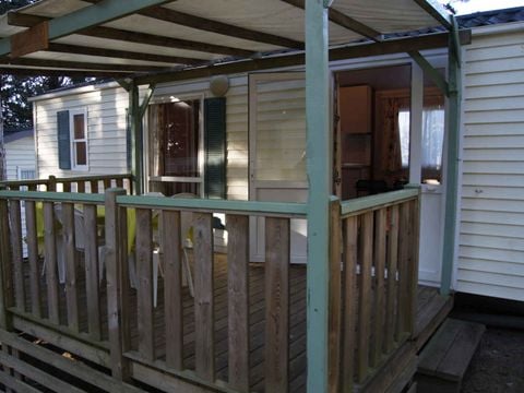Mobilhome 5 personnes - Myrtil - 5 personnes ( 4 adultes + 1 enfant de - 9 ans petit lit en hauteur) - 2 chambres