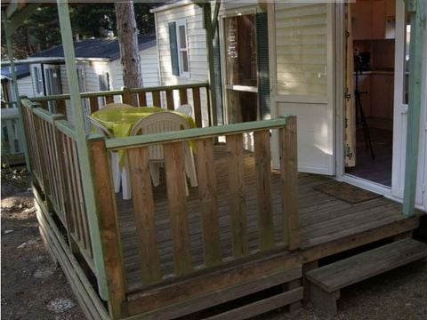 Mobilhome 5 personnes - Myrtil - 5 personnes ( 4 adultes + 1 enfant de - 9 ans petit lit en hauteur) - 2 chambres
