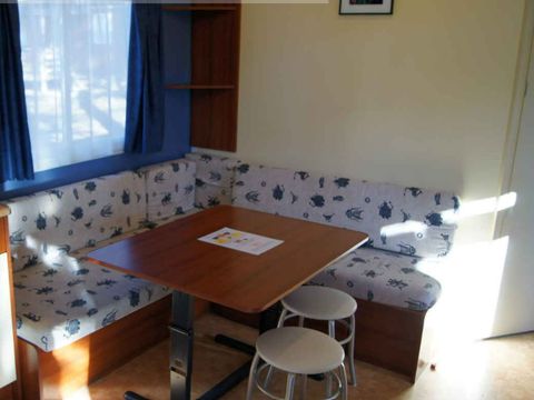 Mobilhome 4 personnes - Cordulie- 4 personnes- 2 chambres