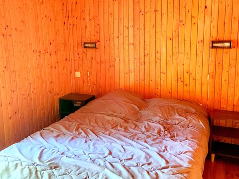 GÎTE 9 personnes - Cabri'lodge 4 Pièces 7/9 Personnes Climatisé + TV