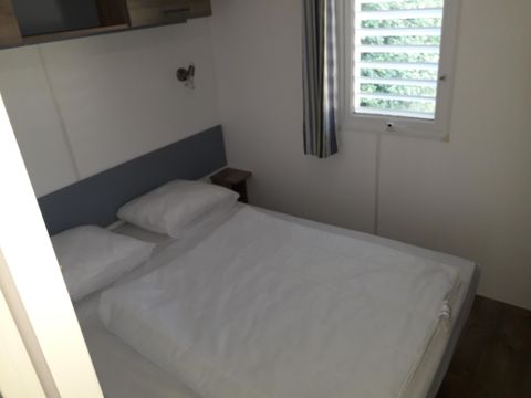 MOBILHOME 4 personnes - 2014 (5eme et 6eme personne possible en supplément)