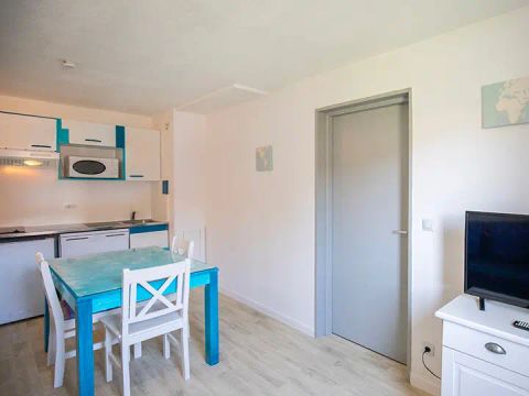 STUDIO 4 personnes - avec coin nuit 4 personnes