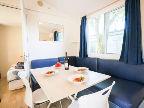 MOBILHOME 5 personnes - Mobil Home 3 Pièces 6 Personnes (5 adultes + 1 enfant -12 ans)