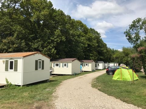 MOBILHOME 4 personnes - environ 30m2 avec sanitaires